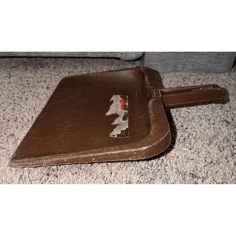 Vintage 1980s Rubbermaid Dust Pan Brown # 2003-54 Heavy Hard Rubber Cottage Core